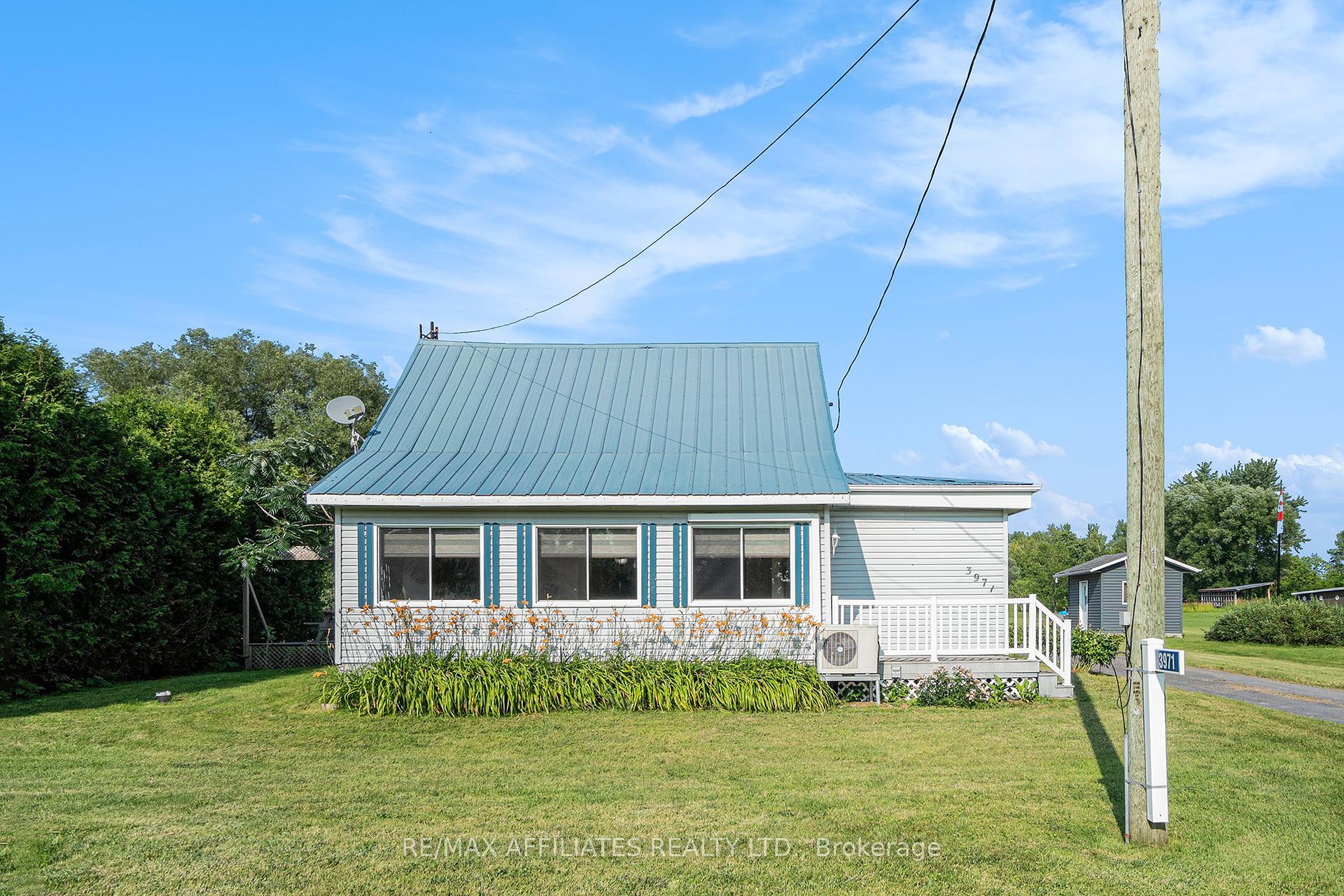 Property Photo:  3971 Champlain Street  ON K0A 1E0 