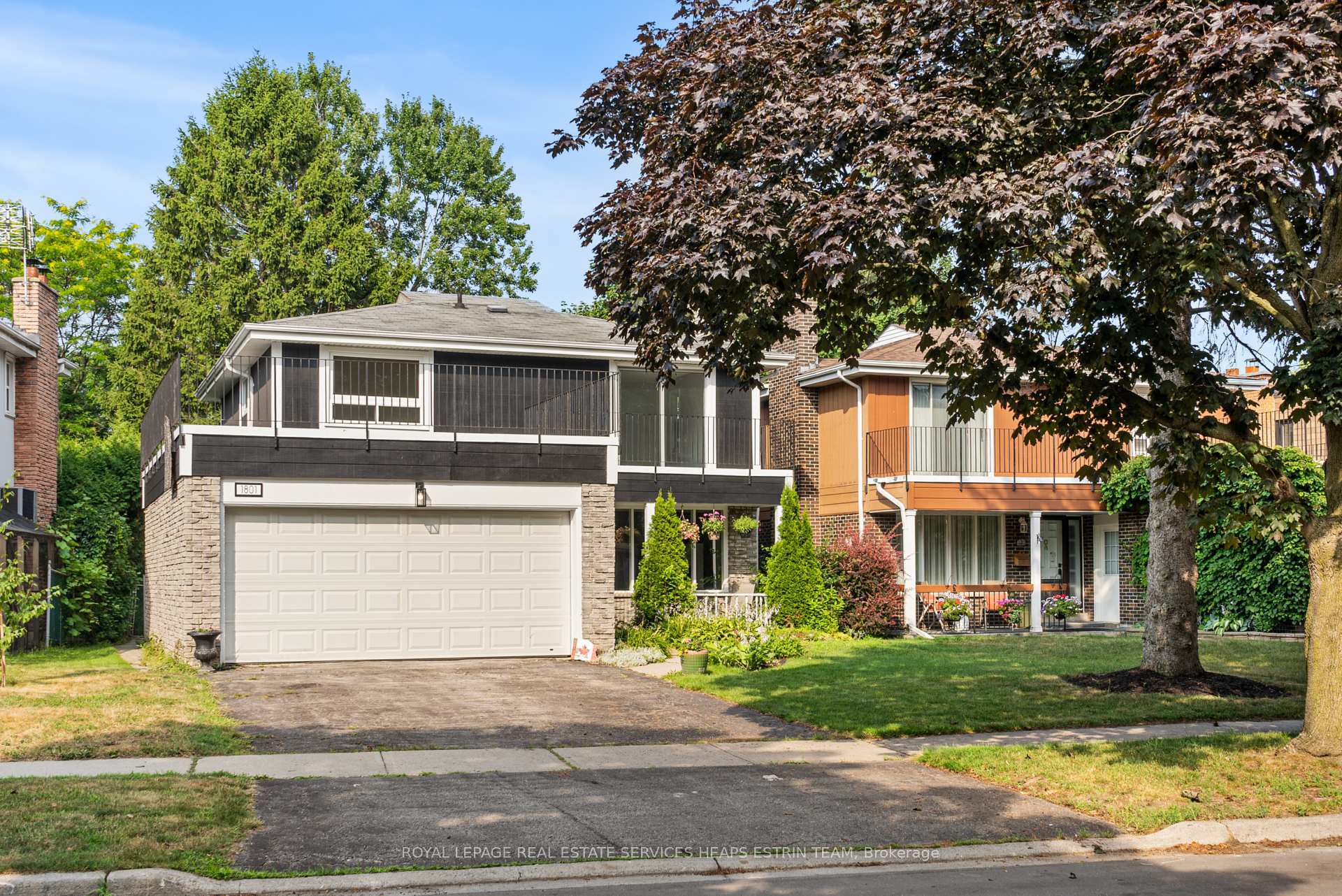 Property Photo:  1801 Storrington Street  ON L1V 2X2 