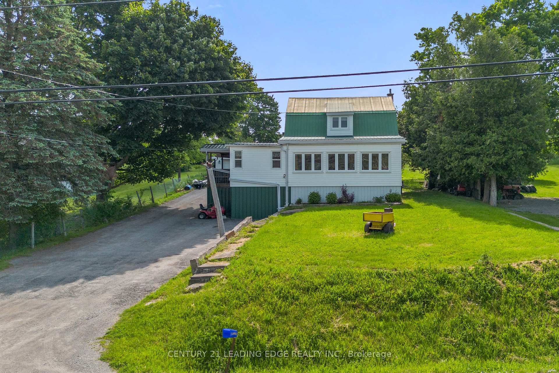 Photo de la propriété: 3094 Lakefield Road ON K9J 6X5