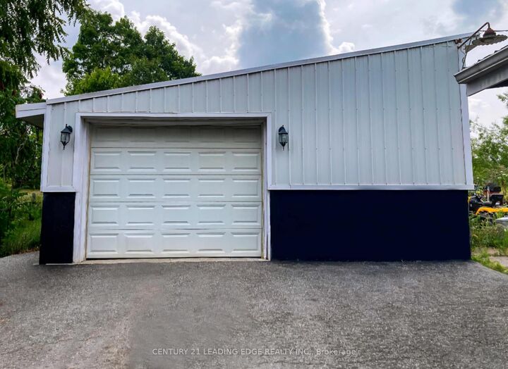 Property Photo: 3094 Lakefield Road ON K9J 6X5