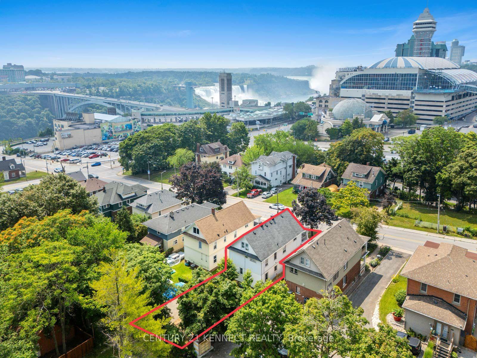 Property Photo: 4475-4477 Hiram Street ON L2E 1A2