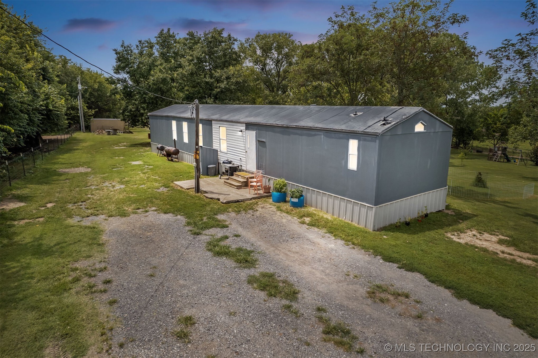 Property Photo:  19596 S 405th E Avenue  OK 74454 