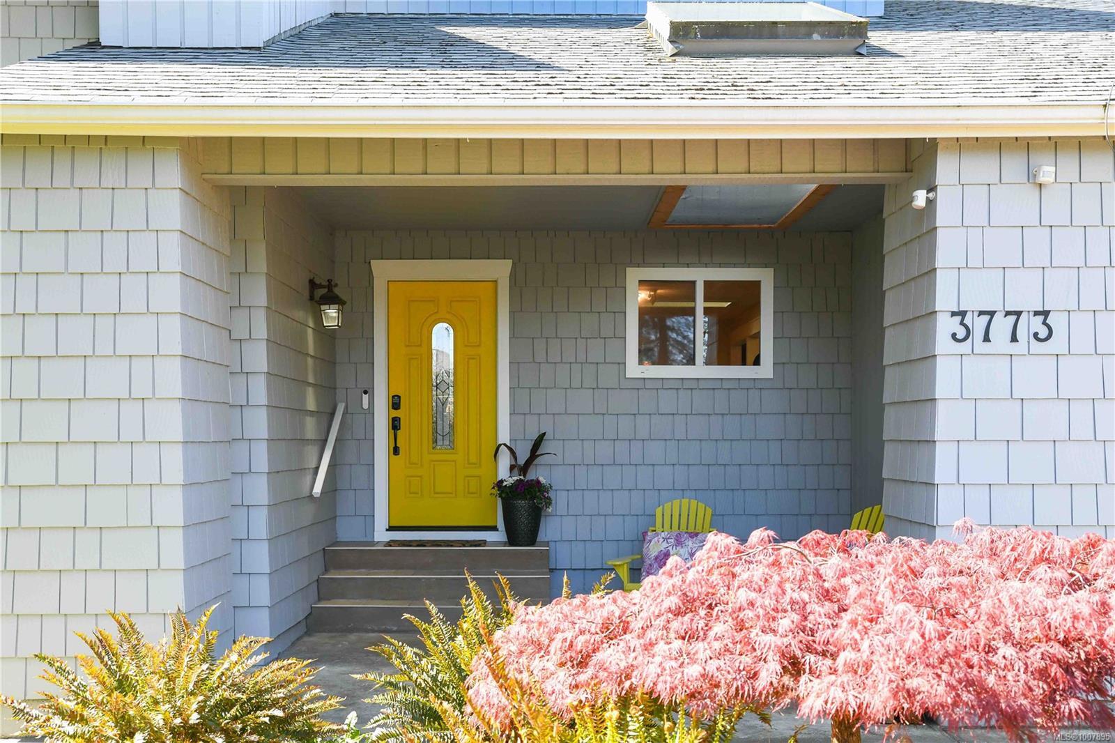 Property Photo:  3773 Meredith Dr  BC V0R 2V0 