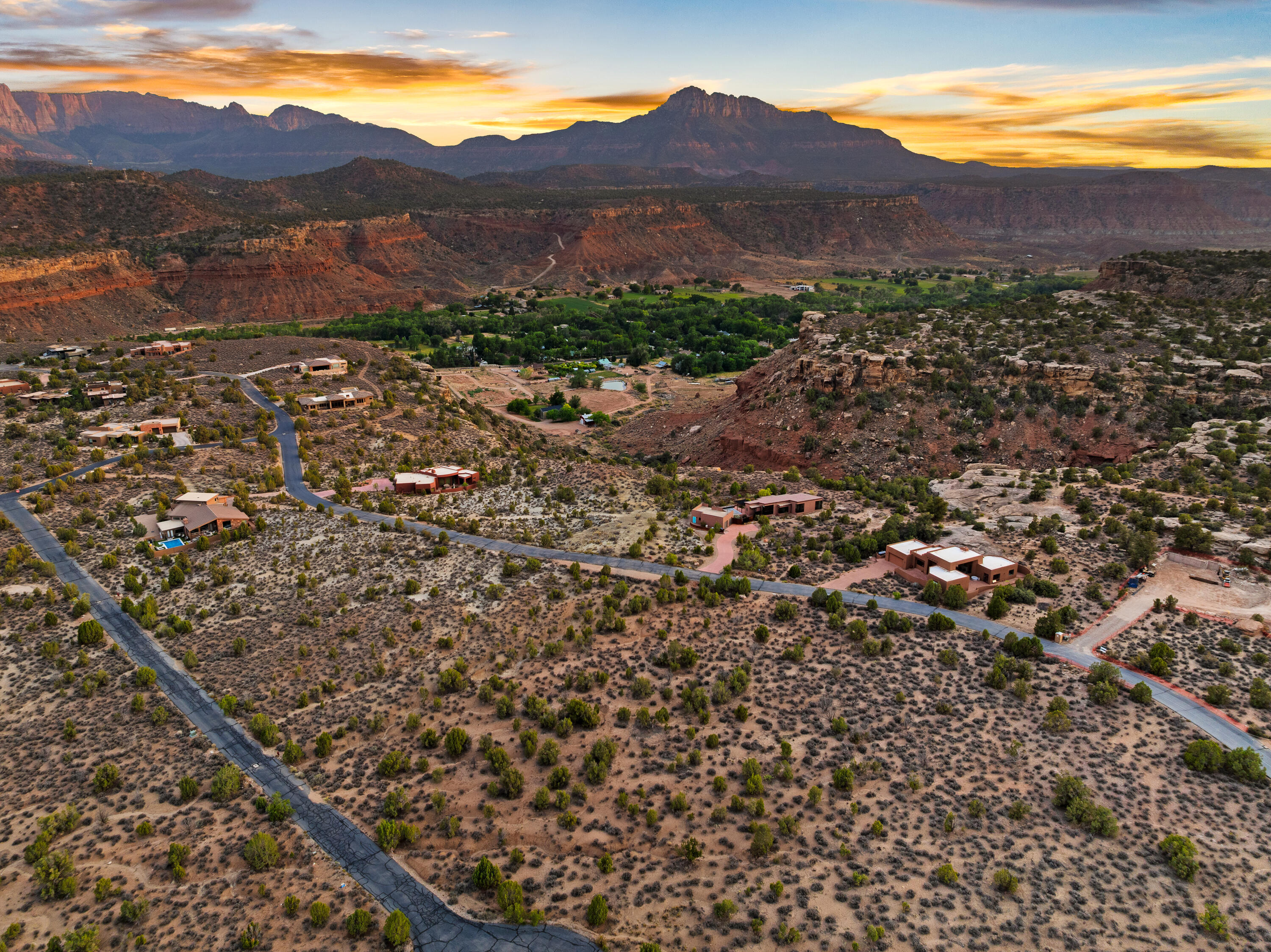 Property Photo: 2545 Anasazi Way 74 UT 84767