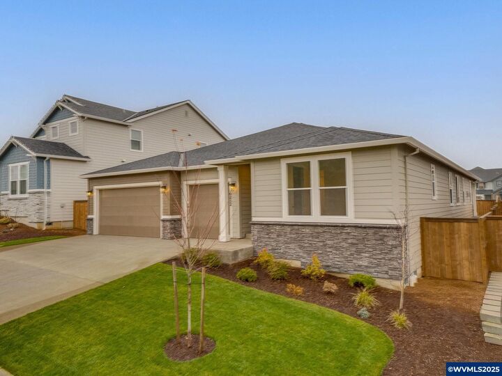 Property Photo:  6252 Evangelista St S  OR 97306 