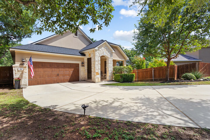 Property Photo:  706 Cavallo Springs Cove  TX 78666 