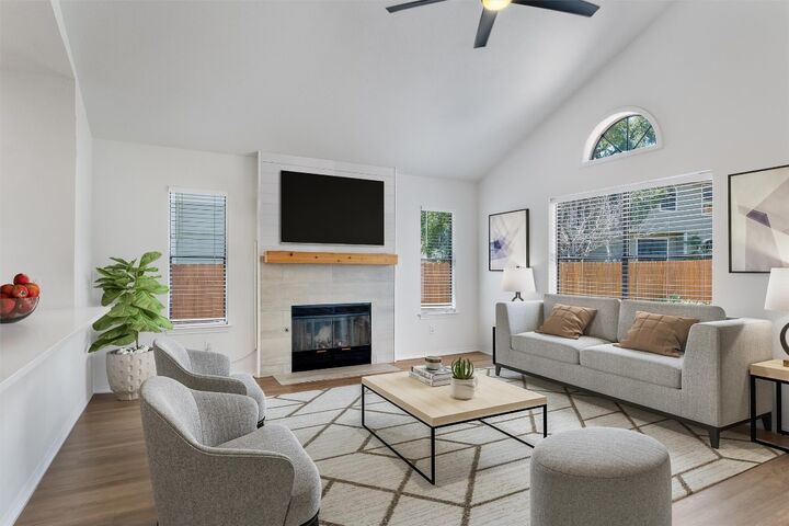 3905 Danli Lane  Austin TX 78749 photo