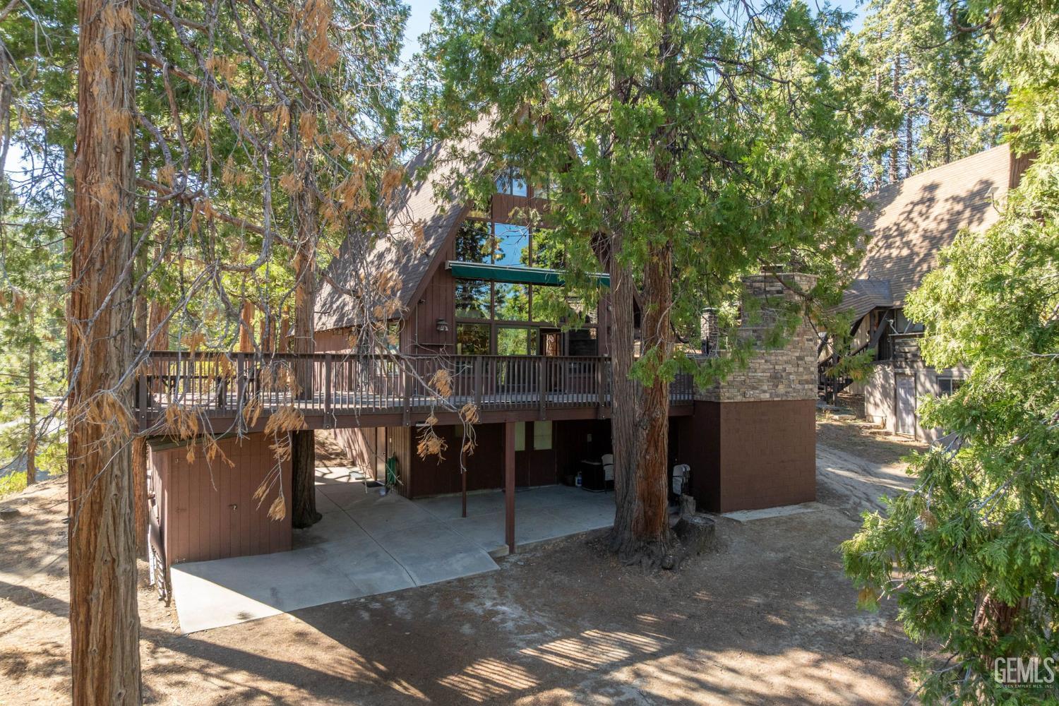 1619 Crescent Drive  Wofford Heights CA 93285 photo
