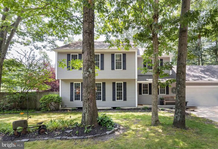 Property Photo:  10 Waltham Way  NJ 08081 