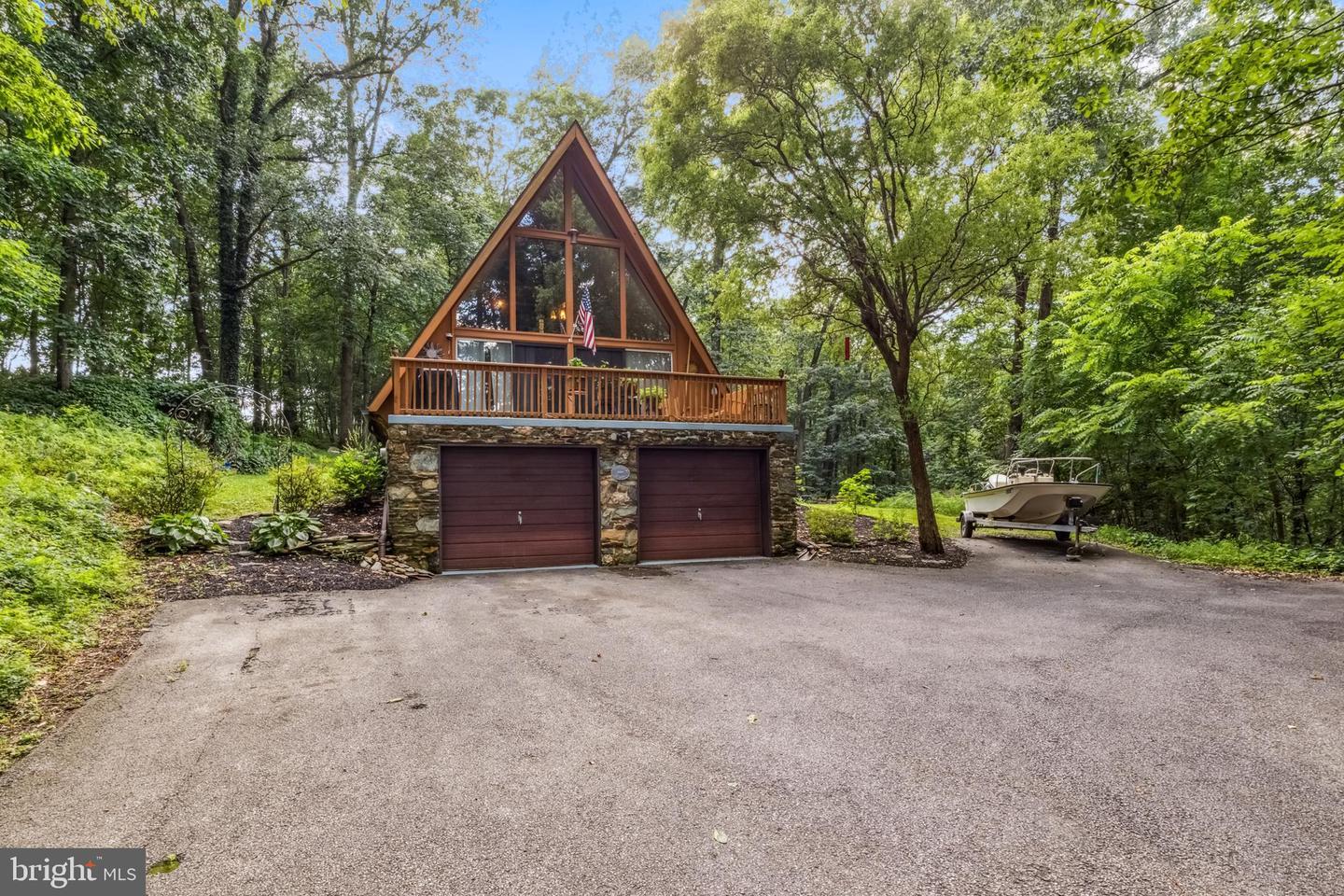 Property Photo:  750 Hess Farm Road  PA 17313 