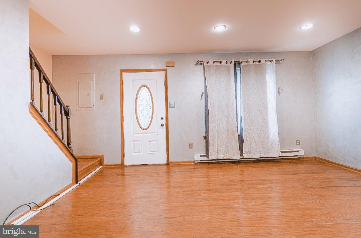 Property Photo:  612 Morris Road  PA 18041 