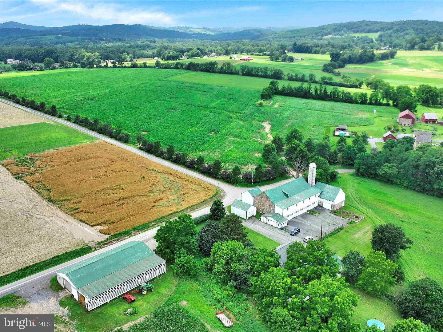 Property Photo:  241 Mud Run Road  PA 19547 