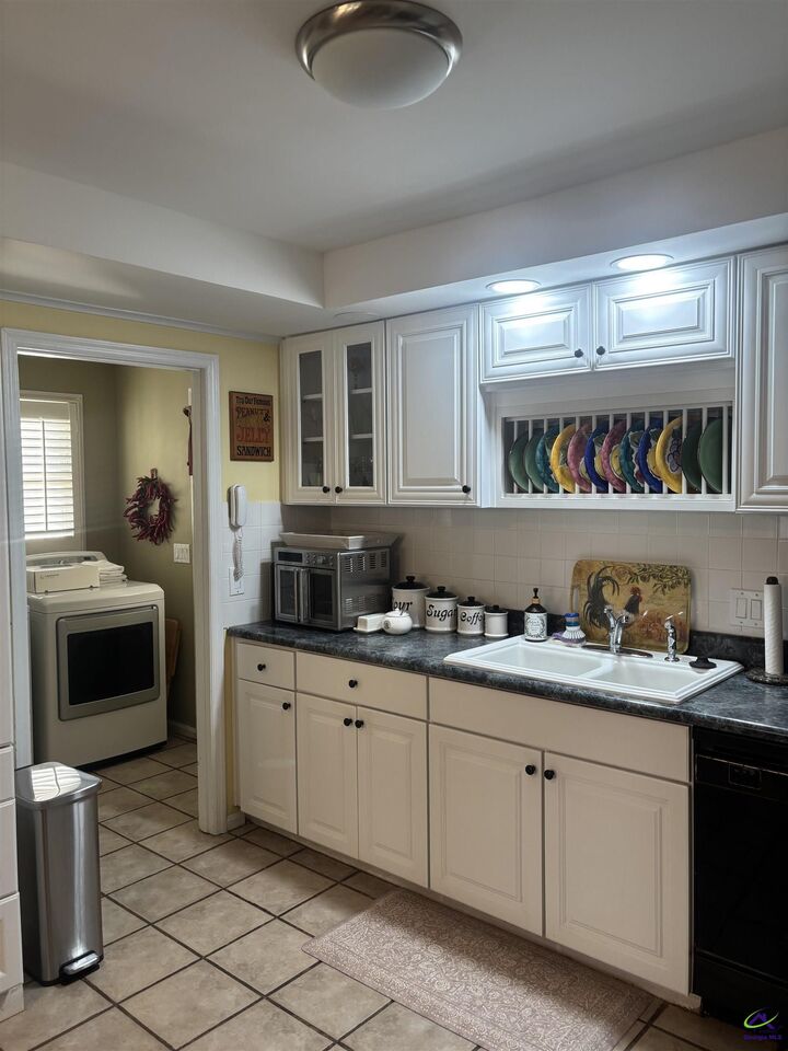 Property Photo:  1008 S Ridge Circle  GA 31069 