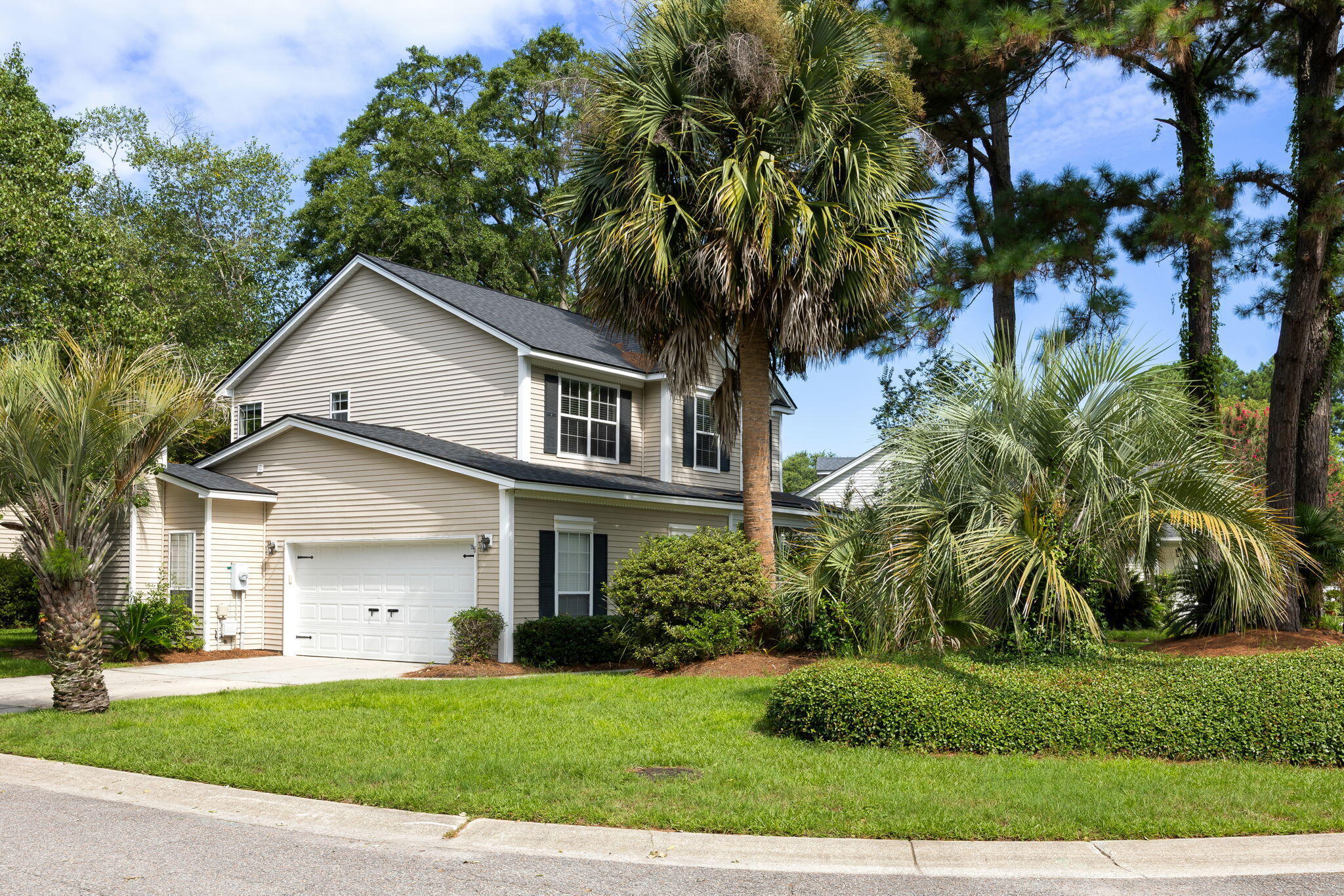 Property Photo: 456 Old Carolina Court SC 29464