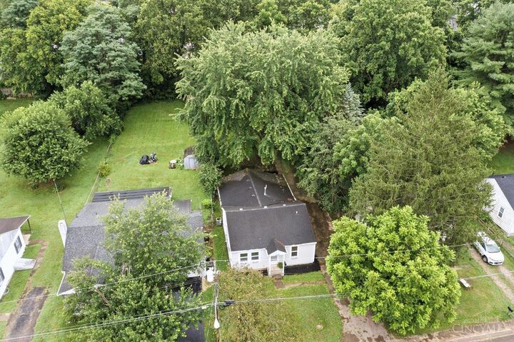 Property Photo: 454 Valley View Drive OH 45065