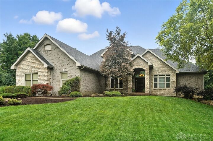 Property Photo: 7983 Woodbridge Court OH 45066