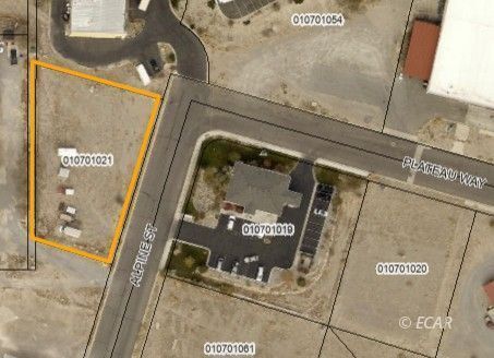 Property Photo: 901 N Alpine Street NV 89883