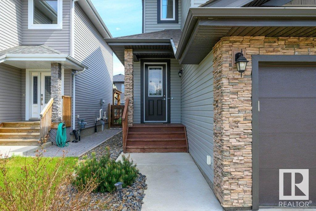 Property Photo:  31 Riviere Terrace  AB T8N 7N9 