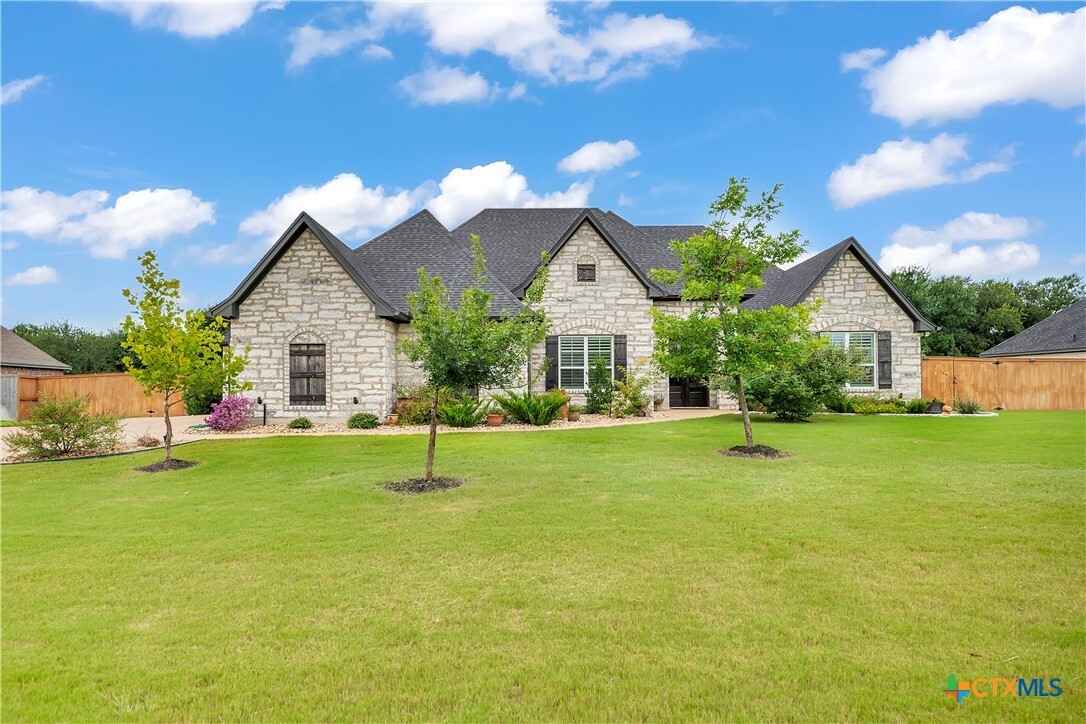 Property Photo: 2041 Chalk Mill Crossing TX 76571