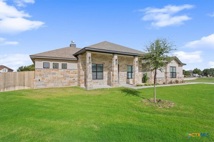 Property Photo: 5615 Lone Ranger Court TX 76542