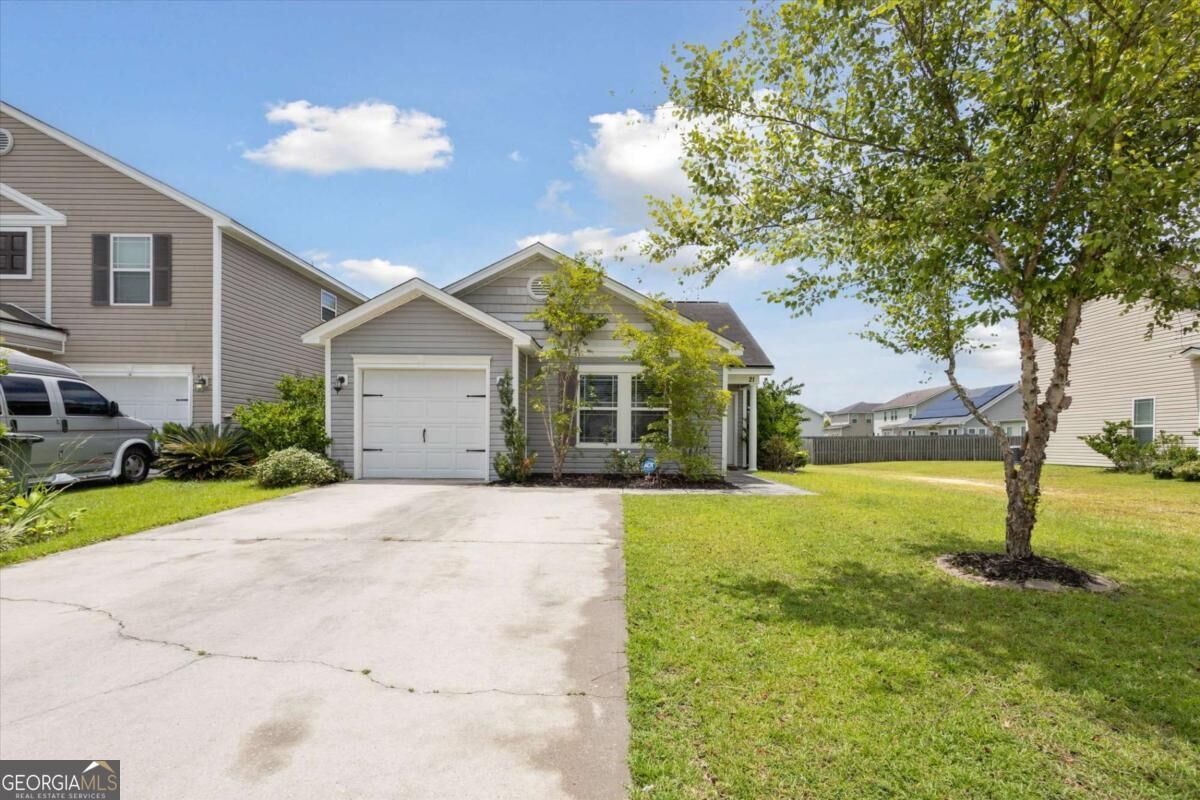 Property Photo:  21 Millwood Lake Drive  GA 31407 
