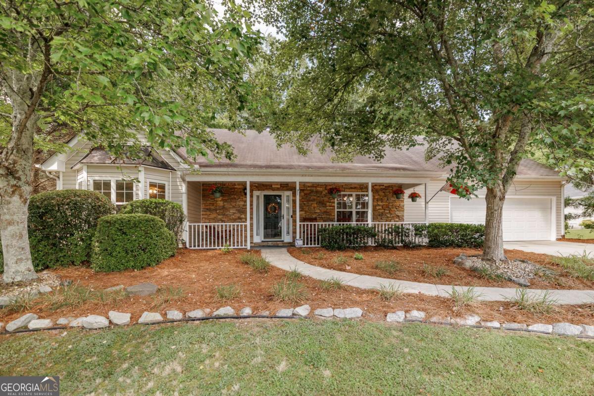 Property Photo: 2249 Cluster Lane GA 30017