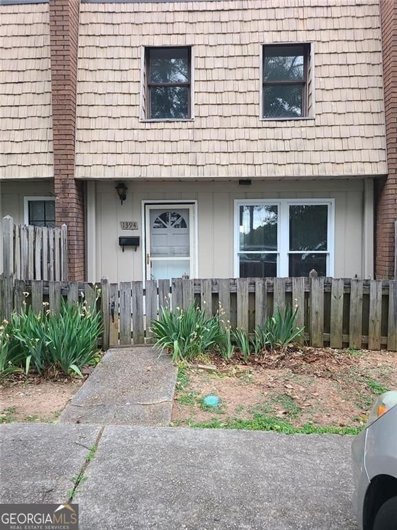 Property Photo:  1394 Wood Circle S  GA 30260