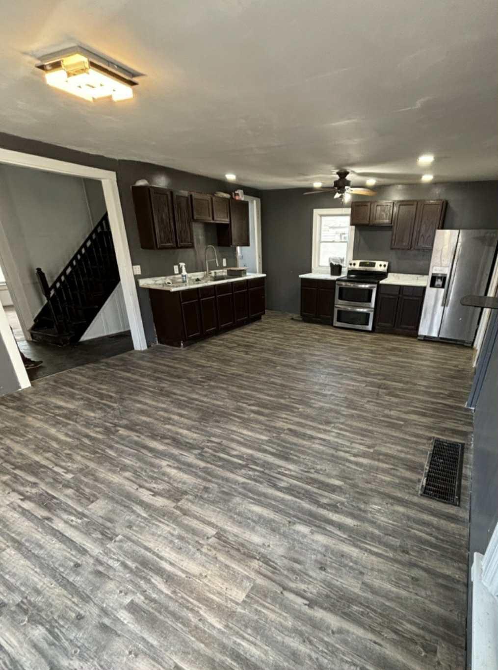 Property Photo:  69 Lafayette Street  IA 50703 