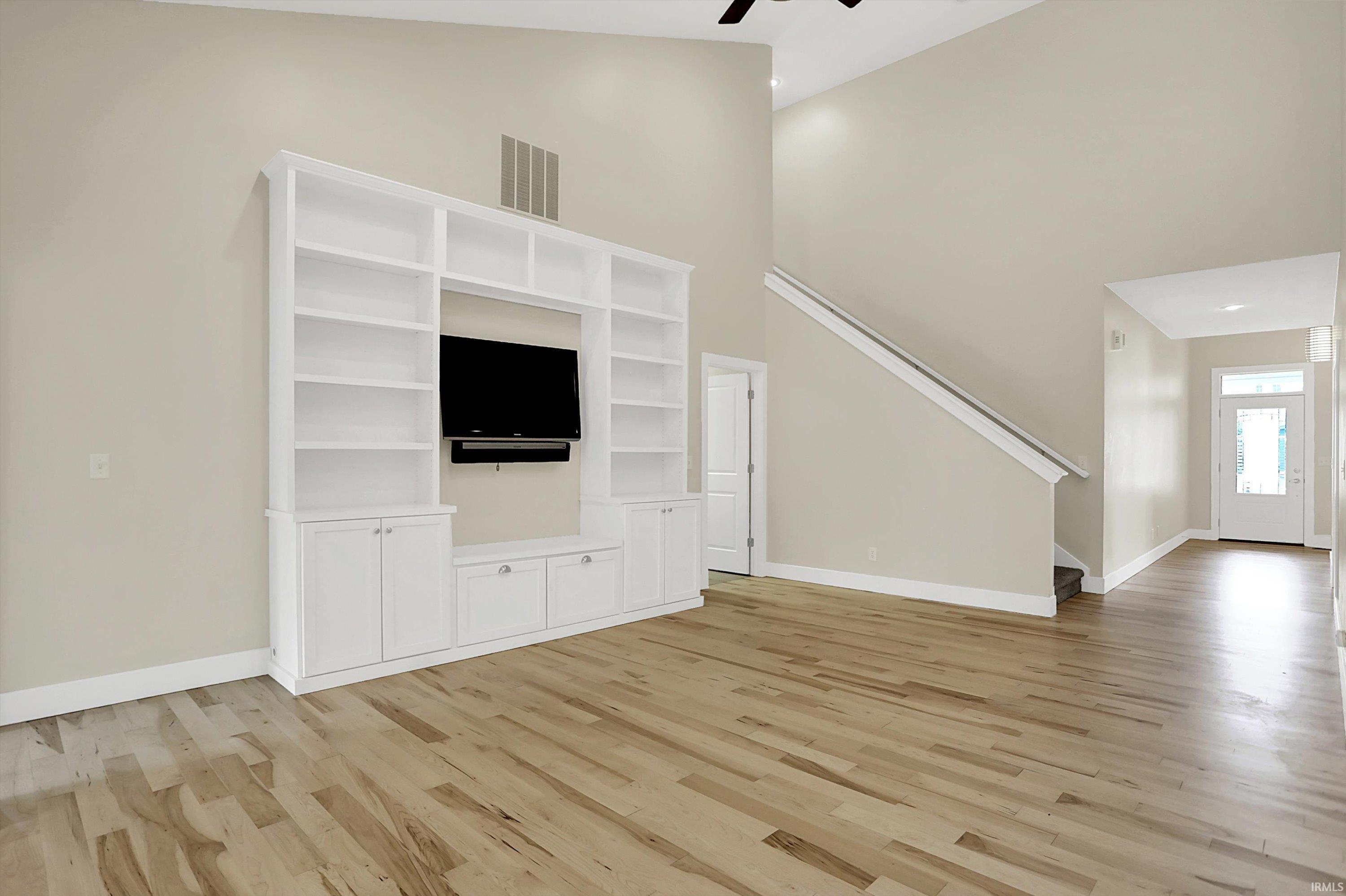 Property Photo: 1528 S Hathaway Court IN 47401