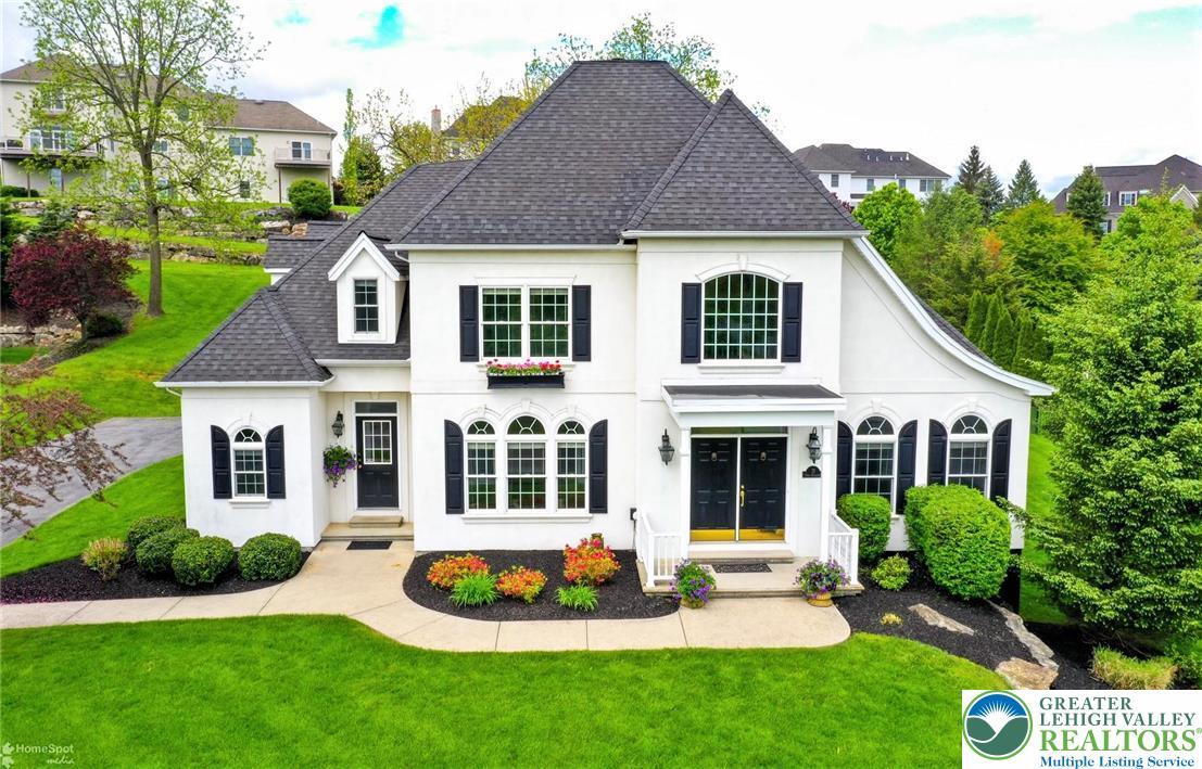 73 Crest Boulevard  Palmer Twp PA 18045 photo