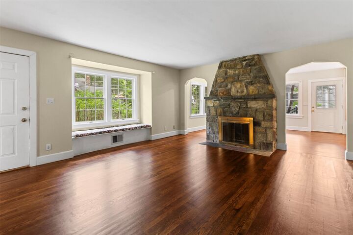 Property Photo: 93 Vista Terrace N NY 10541