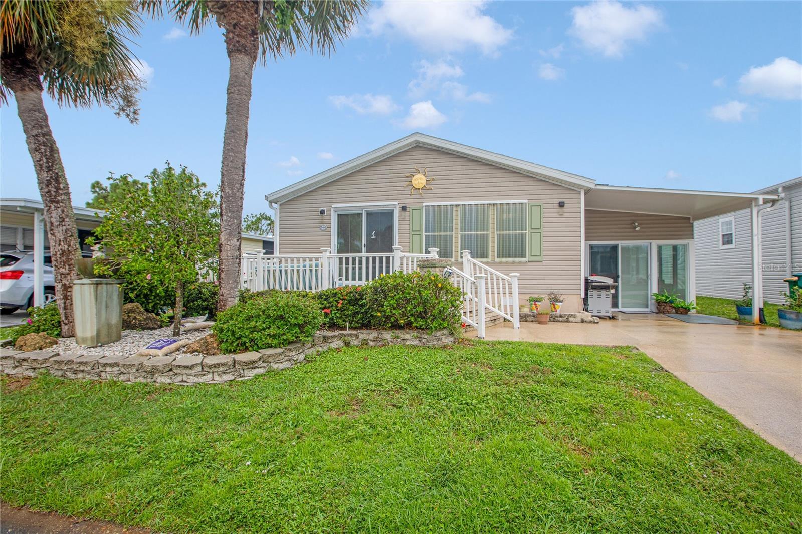Property Photo: 2100 Kings Highway 685 FL 33980