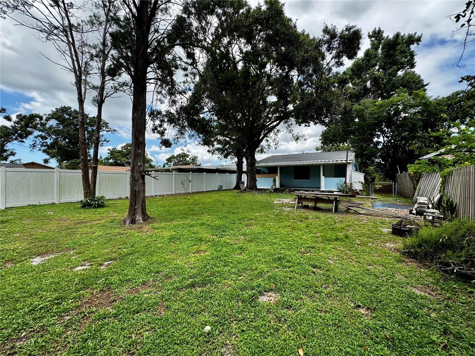 Property Photo:  3740 56th Avenue N  FL 33714 