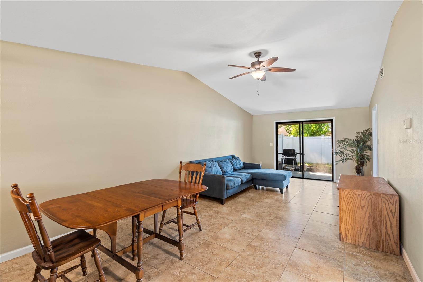 Property Photo:  120 Edgewood Court  FL 34677 