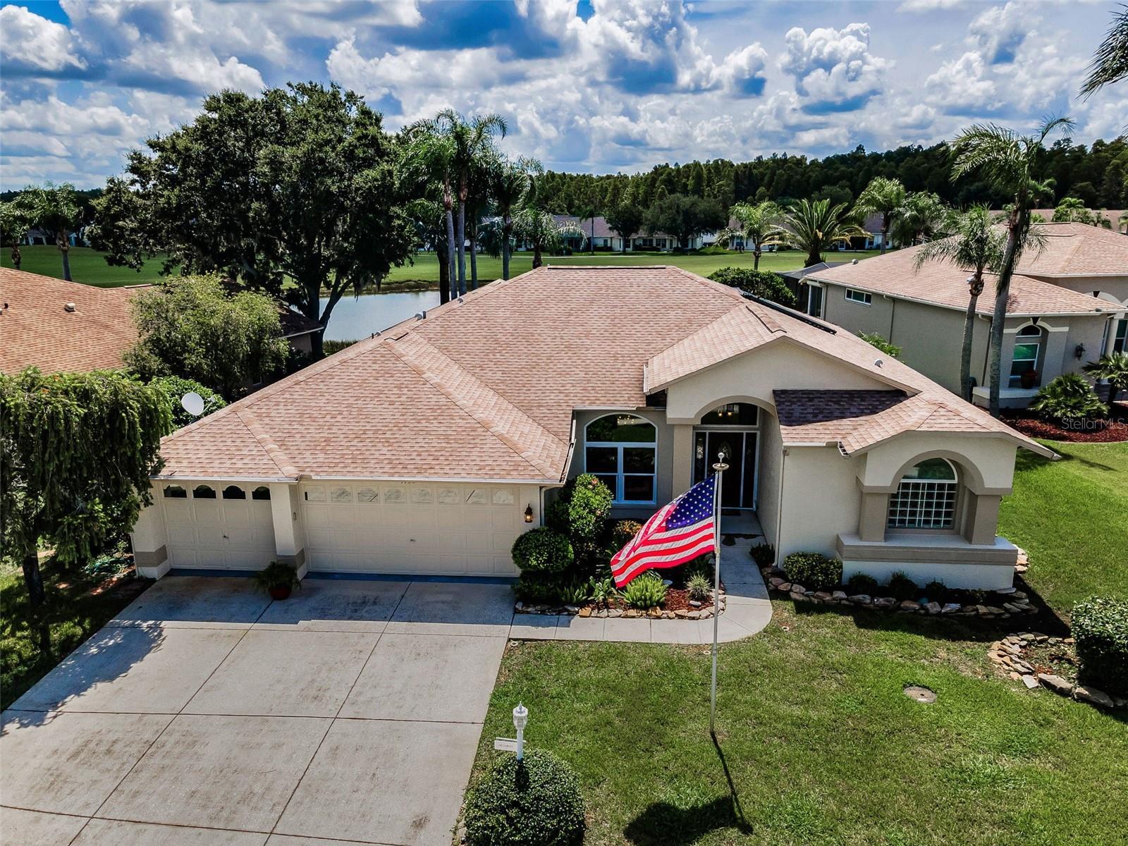Property Photo:  1132 Rambling Vine Court  FL 34655 