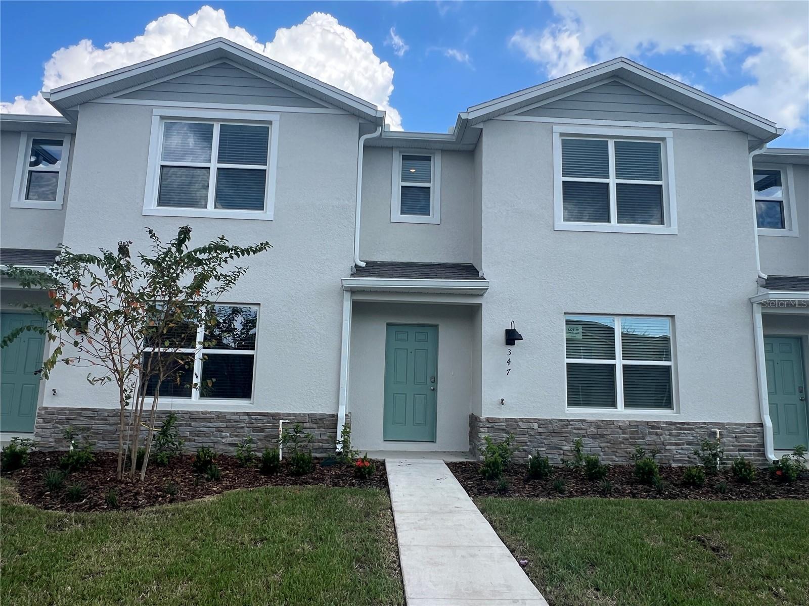 Property Photo: 347 Preston Cove Drive FL 34771
