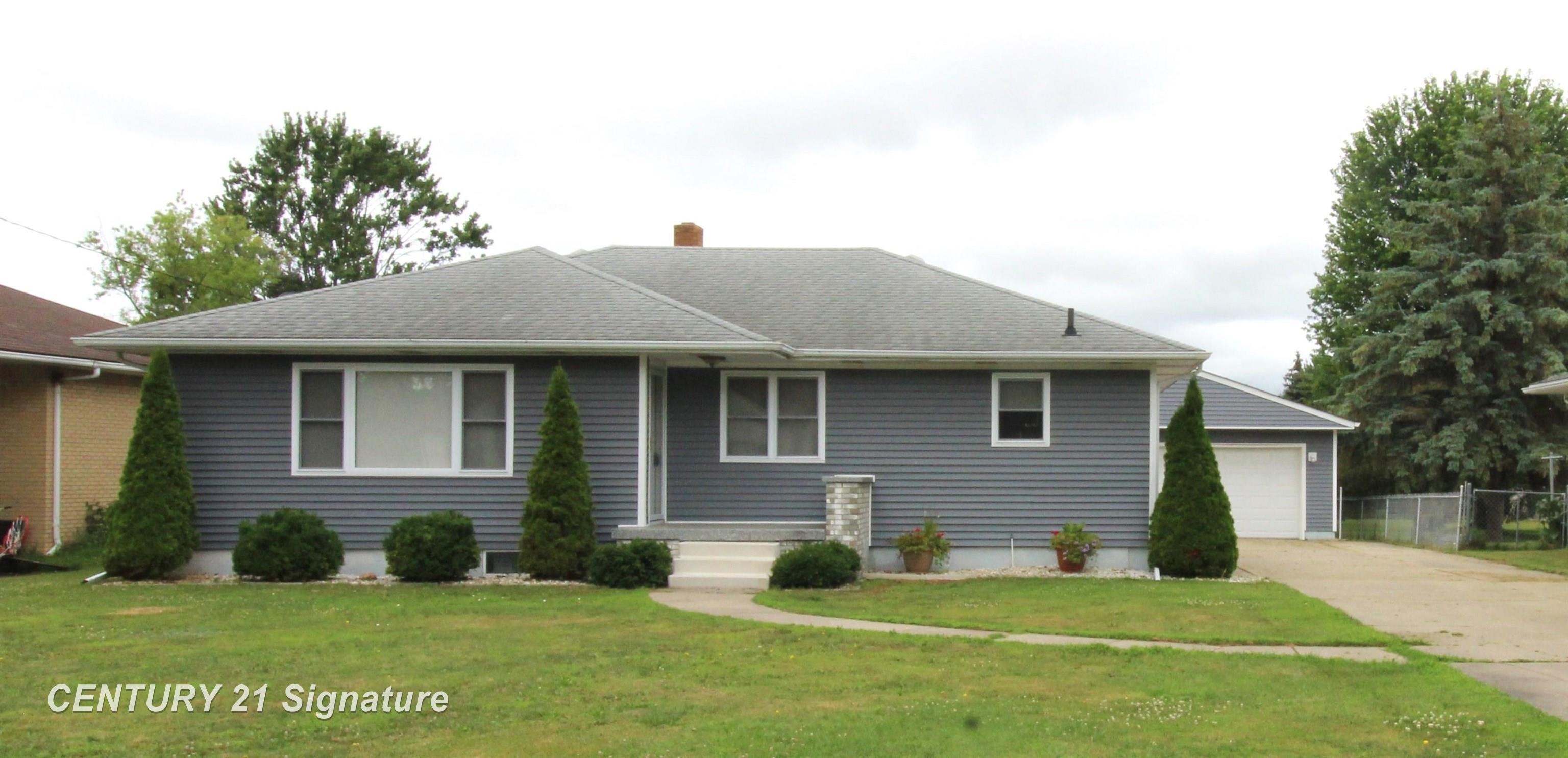 Property Photo: 2610 S Monroe Street MI 48708