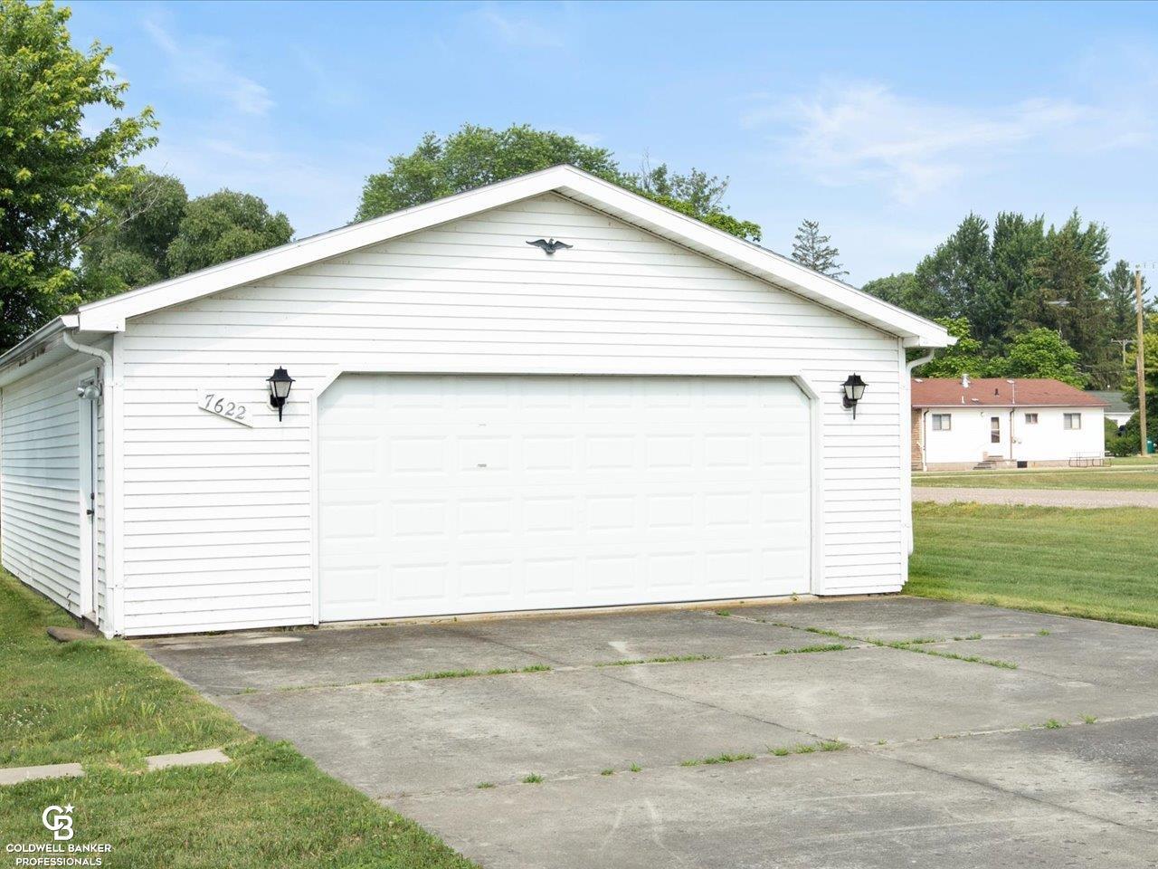 Property Photo: 7620 Holiday Road MI 48450