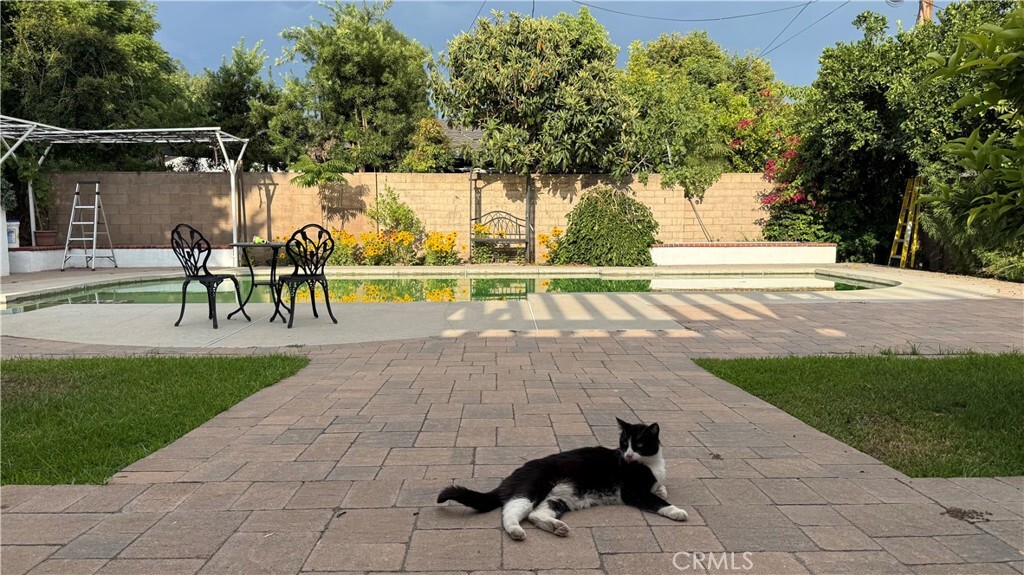 Property Photo: 230 San Antonio Road CA 91007