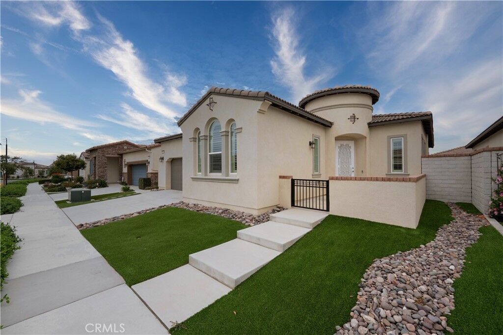 Property Photo: 3947 E Colibri Privado CA 91761