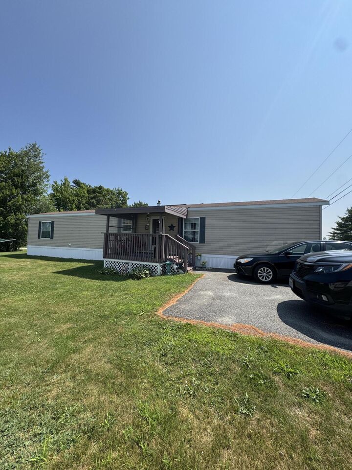Property Photo:  80 Emerald Drive  ME 04429 