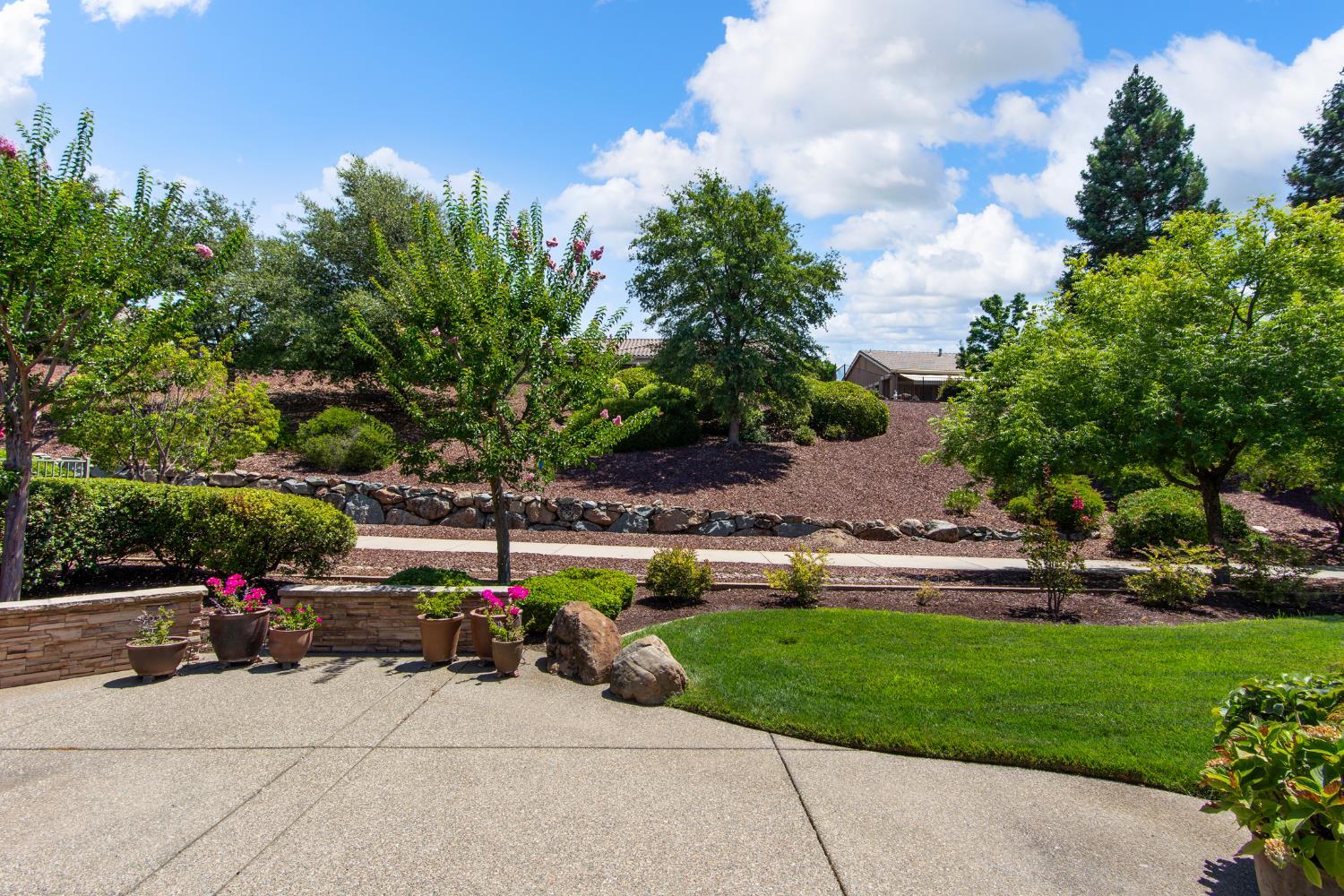 Property Photo: 2107 Stonecrest Lane CA 95648