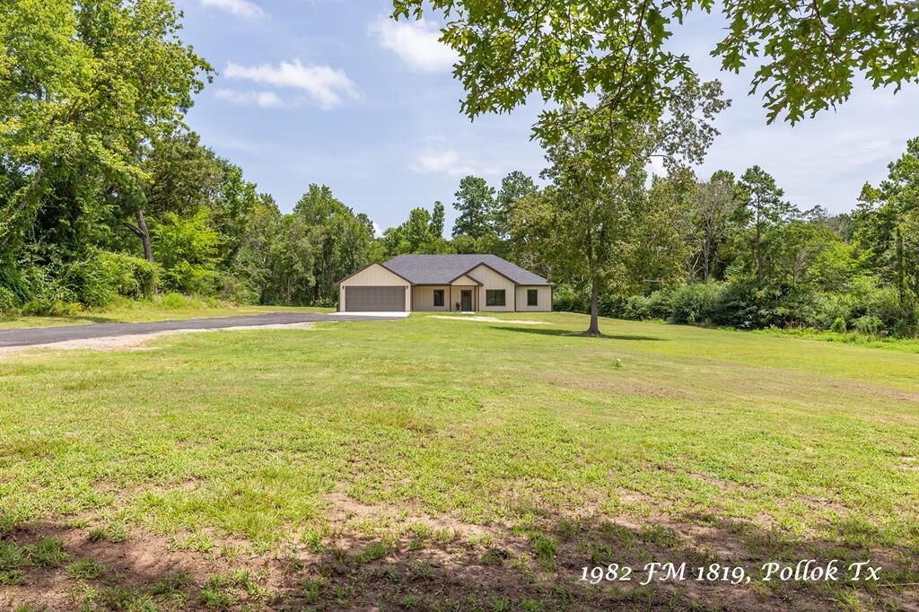 Property Photo:  1982 Fm 1819  TX 75959 
