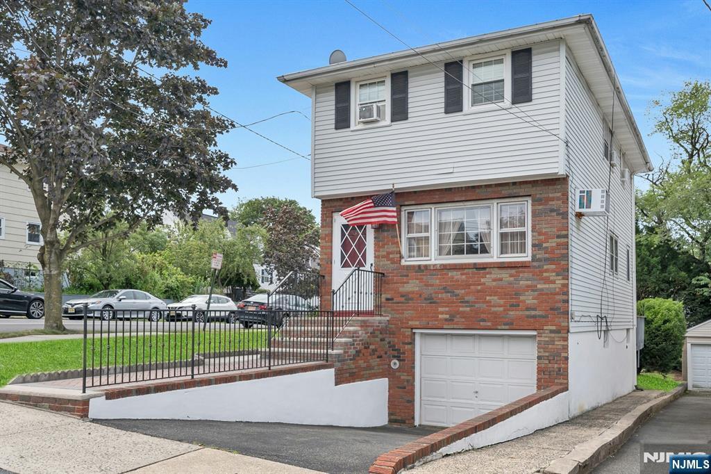 Property Photo:  85 Hedden Terrace  NJ 07031 