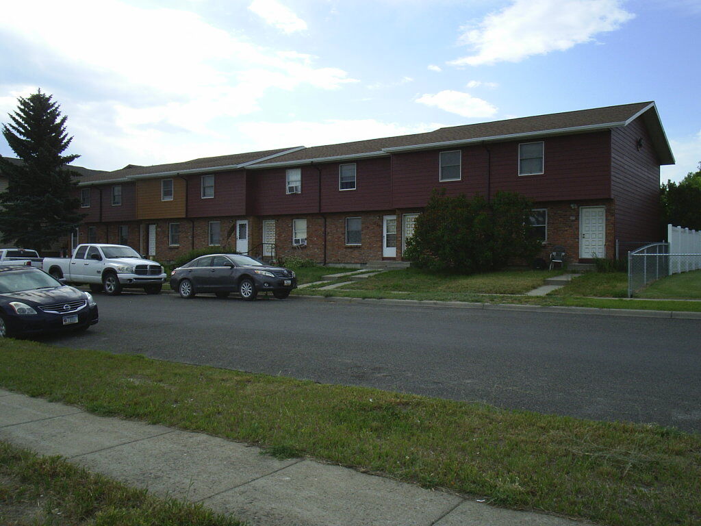 Property Photo: 913 Hialeah Court MT 59601