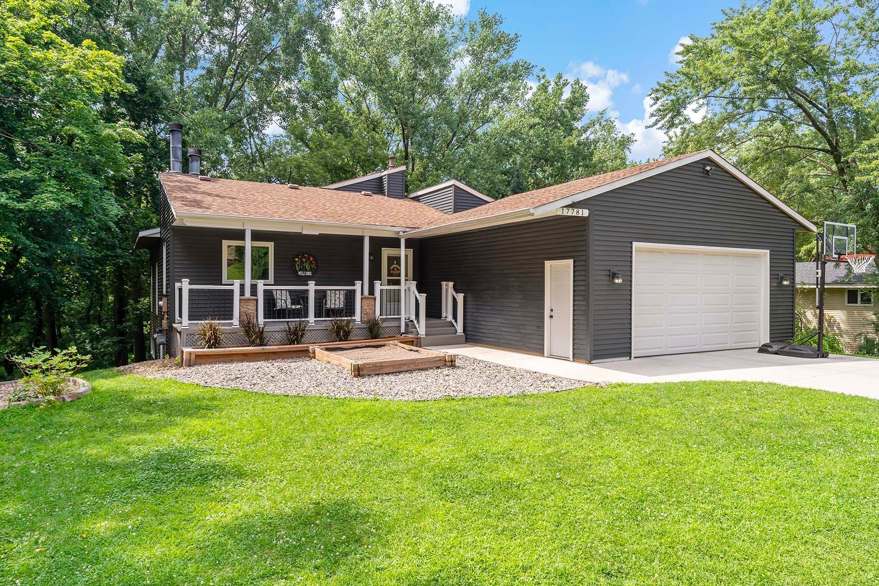 Property Photo: 17781 Jamaica Circle MN 55044