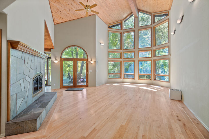 Property Photo: 4489 Averill Drive OR 97526