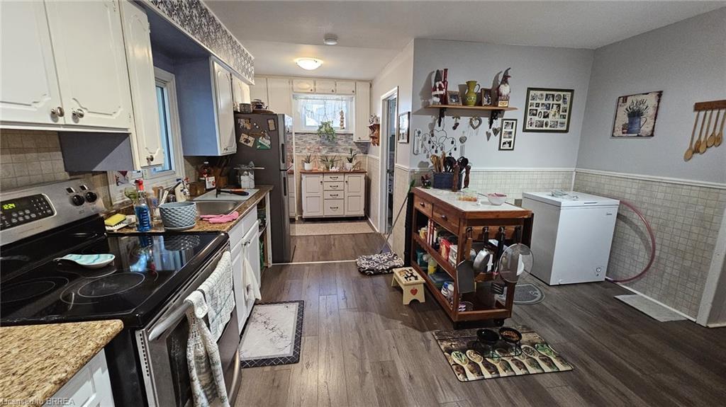 Property Photo: 314 Rawdon Street ON N3S 6H6