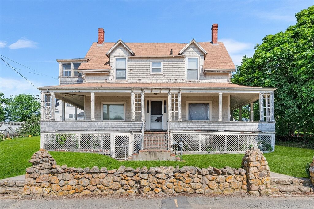 Property Photo:  45 Beach Road  MA 01930 