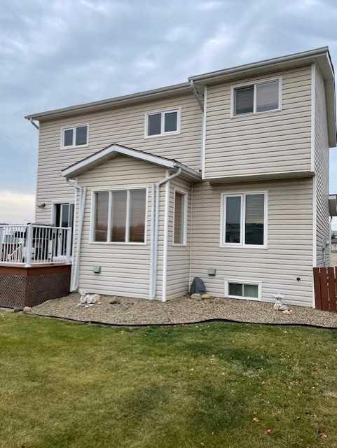 Photo de la propriété:  10517 82 Street  AB T8S 1M7 
